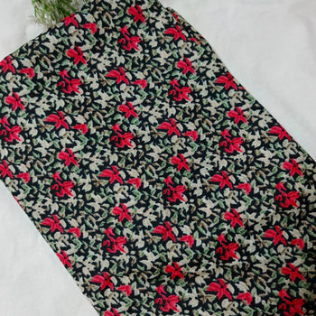 Kids Namaz Chadar With Sleeves (Age 6-14 years) - Red Flowers