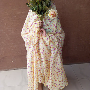 Kids Namaz Chadar With Sleeves (Age 6-11 years) - Light Yellow With Pink Flowers