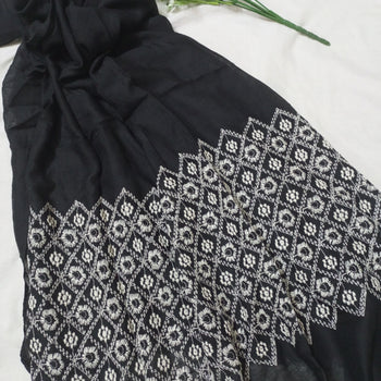 Embroidered Hijab - Black