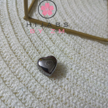 Heart Magnetic Pin - Metallic Black