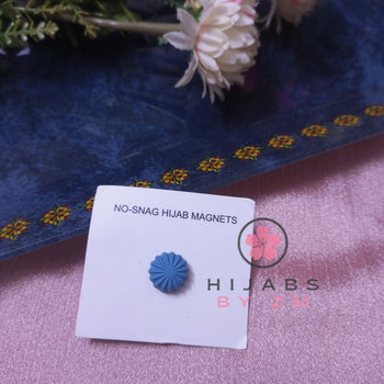 Flower Style Magnetic Pin - Blue