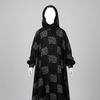 Kids Namaz Chadar With Sleeves (Age 6-14 years) - Black With White Pattern